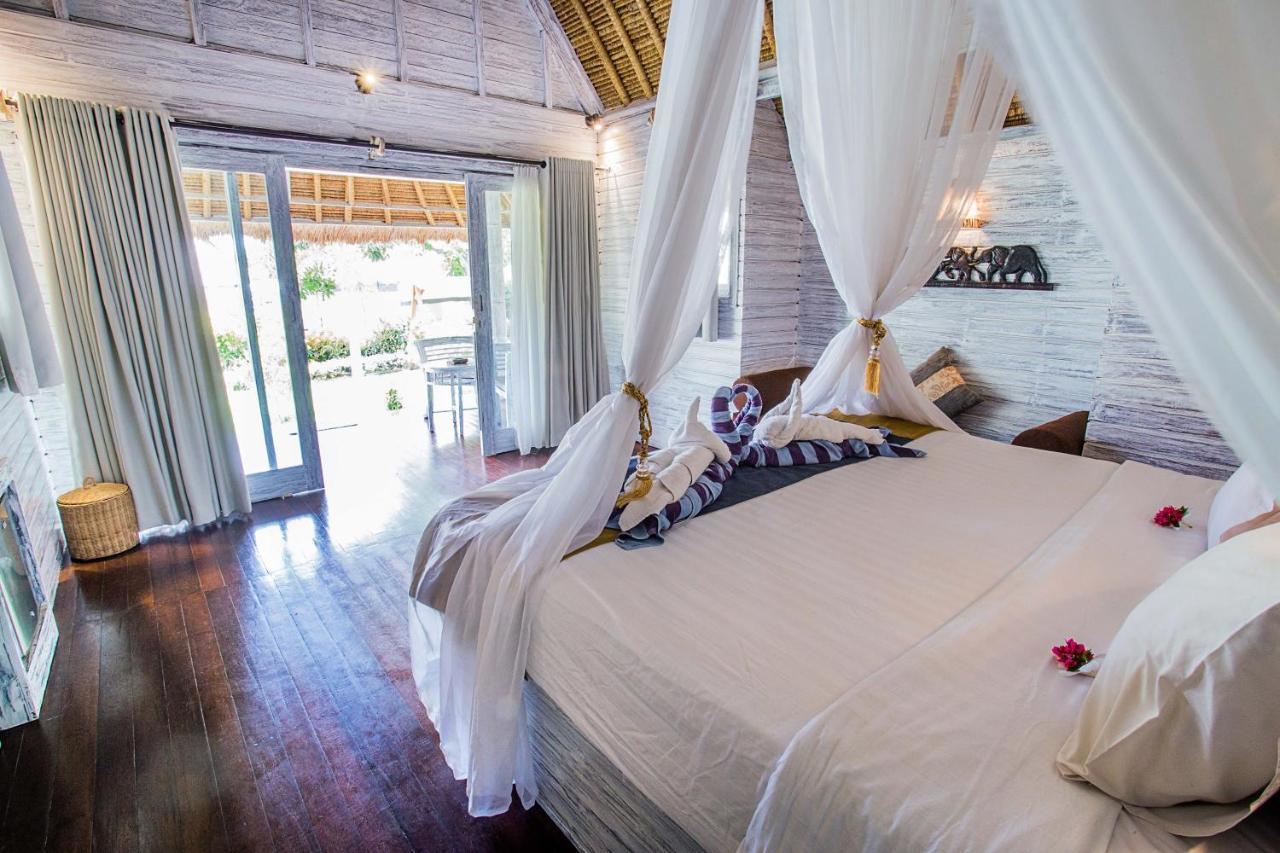 Bay Shore Huts นูซาเลมโบงัน ภายนอก รูปภาพ